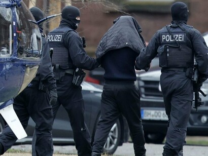 Ocho personas fueron detenidas en varias ciudades del este de Alemania, acusadas de planear un golpe de Estado para instaurar un régimen nacionalsocialista