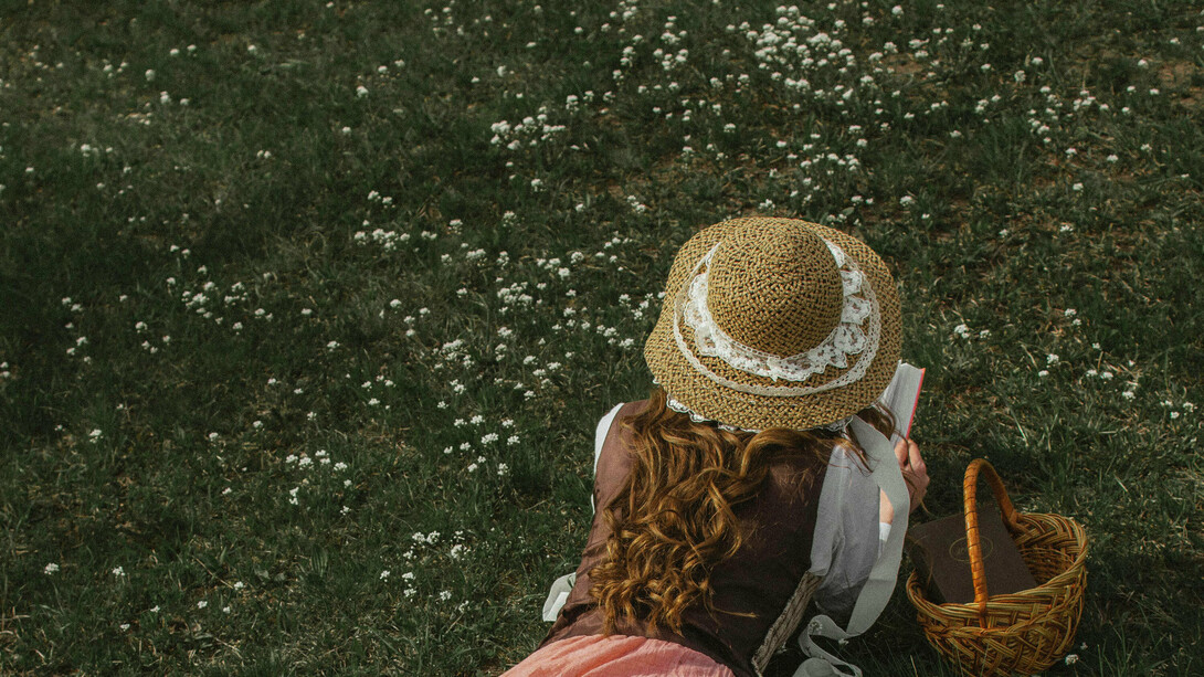 Je serai le feu de l'auteure et illustratrice Diglee, un hommage aux femmes qui ont fait la poésie