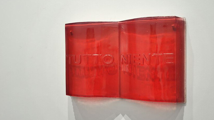 Chiara Dynys, Tutto Niente, 2015, metacrilato, 40 x 66 cm