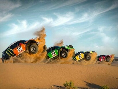 Coches enfrentándose a las dunas