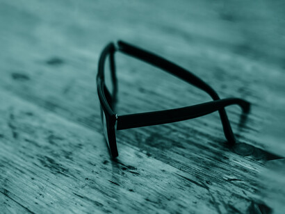 La Warby Parker è stata fondata con uno spirito ribelle e un obiettivo nobile