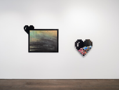 Various artists, Windchimes and prayers, exhibition view. Courtesy of Galerie Vallois