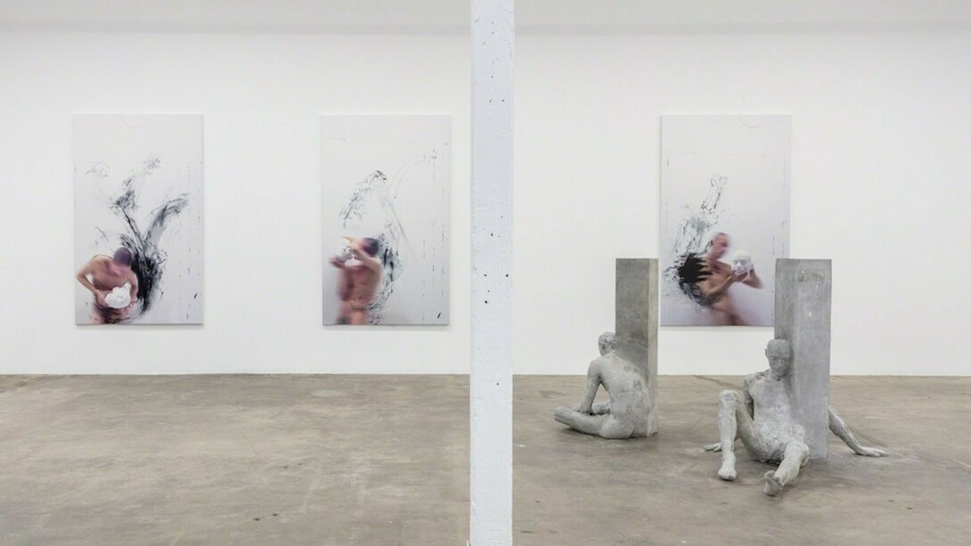 Caryatids, Exhibition view. Courtesy of Baert Gallery