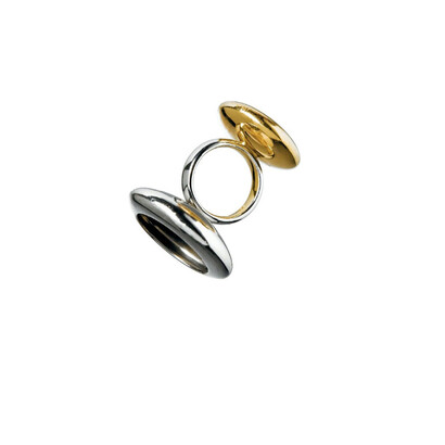 Artists’ Jewellery from Calder to Koons, Diane Venet’s Ideal Collection. Courtesy of Les Arts Décoratifs