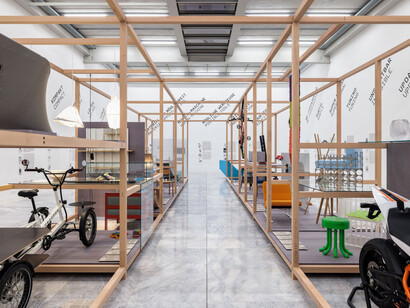 Aut now. 100 × österreichisches design für das 21. jahrhundert, ausstellungsansicht. Mit freundlicher genehmigung des Museum für angewandte Kunst