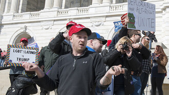 El escenario político actual muestra un desplazamiento global hacia la derecha, en gran parte como resultado del desconcierto social y del debilitamiento ideológico de la izquierda