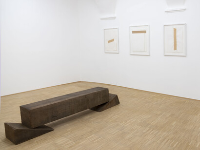 Bernd Lohaus, Sculptures & collages, exhibition view. Courtesy of Nosbaum Reding
