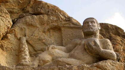 Statua di Ercole in Behistun, Iran, 153 a.C