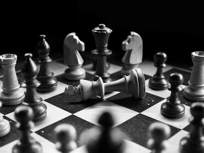 Bajo el liderazgo de Donald Trump, el llamado “nuevo nuevo imperialismo” se expresa en una política exterior que privilegia la soberanía estadounidense por encima de tratados y consensos multilaterales, reactivando una lógica de dominio en el continente americano