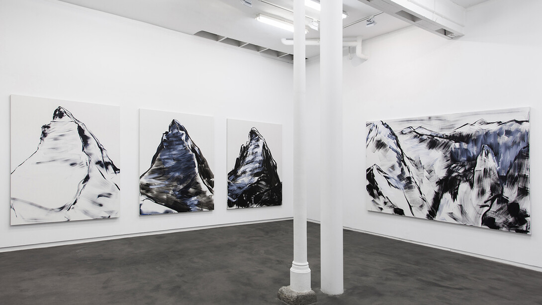 Herbert Brandl, Exhibition view. Courtesy of Heinrich Ehrhardt
