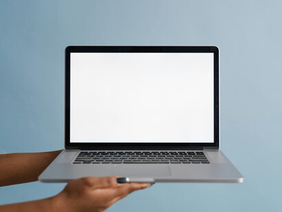 El avance tecnológico pone en riesgo la empatía y la conexión real, transformando la intimidad en una ilusión algorítmica