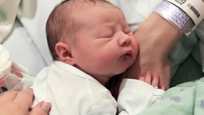 Un neonato all'Ospedale Sant'Orsola di Bologna