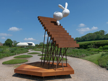 Phyllida Barlow, unscripted, exhibition view. Courtesy of Hauser & Wirth Gallery
