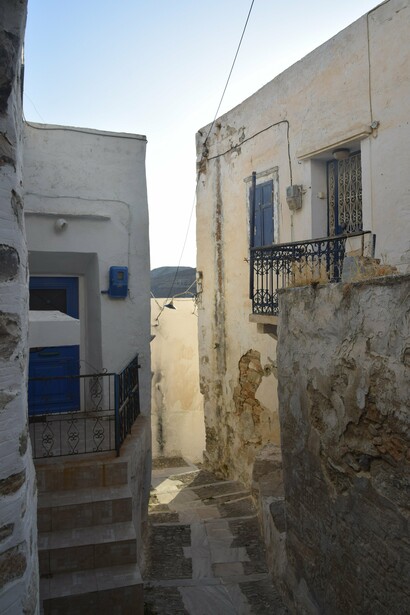 View of Ano Syros, in the Cyclades in Greece by Jean Housen , CC BY-SA 4.0