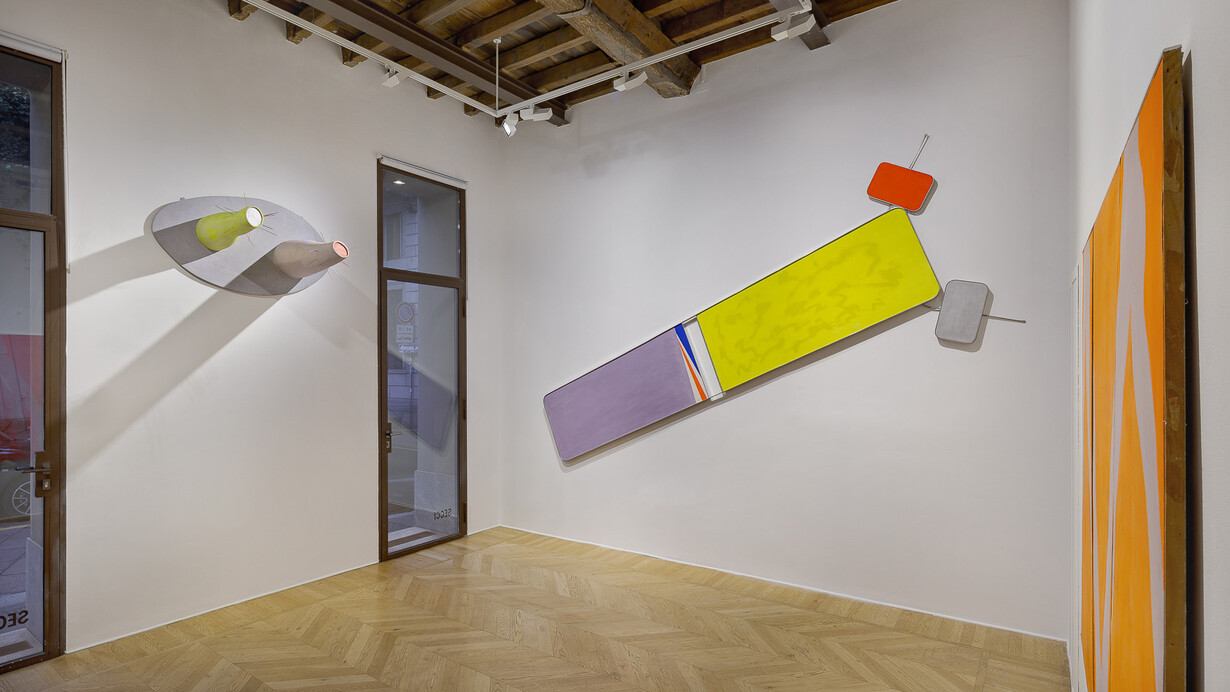 Giulio Turcato, Cosmic Infinity, vista della mostra. Per gentile concessione di The Secci Gallery