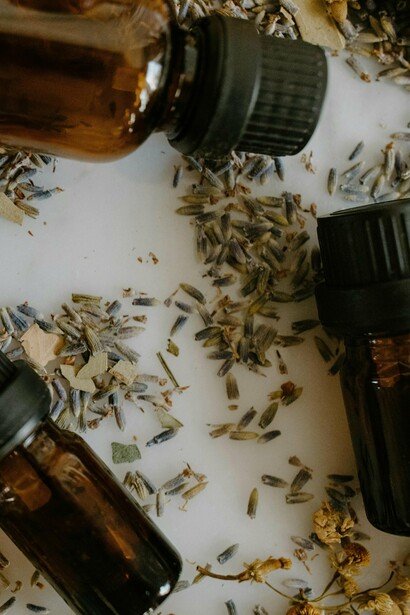 Es importante conocer de qué manera opera cada aceite esencial y cuáles son sus funciones específicas