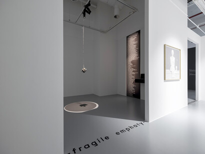 Installation view of ID.exe / the human patch, solo exhibition by Ecem Dilan Köse, Art On Istanbul, 2025. Photo © Kayhan Kaygusuz, courtesy of the artist and Art On Istanbul