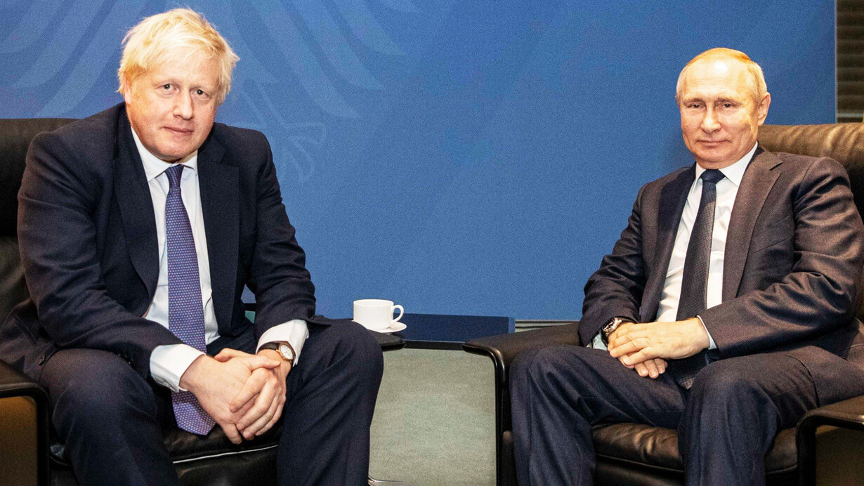 Boris Johnson, ex primer ministro del Reino Unido y Vladimir Putin, presidente de la Federación Rusa