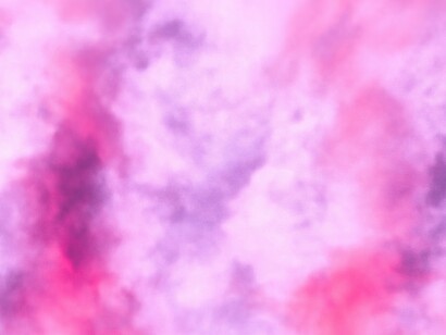 Congregaban nubes rosadas en formas tenues de algodón