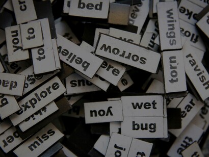 A bunch of words labeled and scattered can mislead us into not saying them with the correct pronunciation