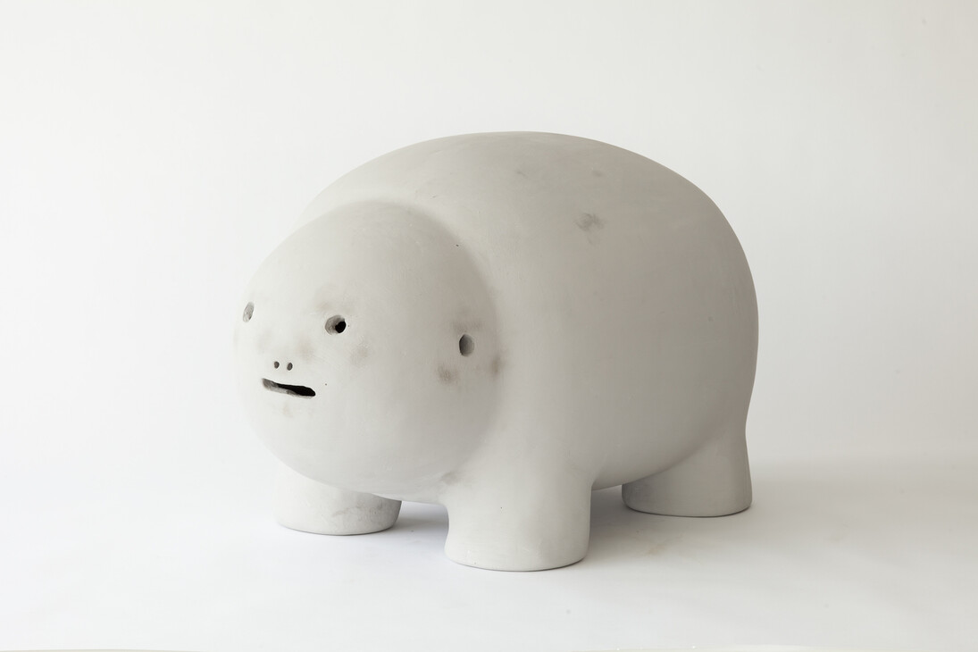 Peter Fischli David Weiss, Animal, 1986 (from Grey Sculptures, 1984–86/2006–08), Polyurethane, paint, and cloth, 45 x 50 x 85 cm
Private collection © Peter Fischli and David Weiss. Photo: Courtesy Fischli Weiss Archive, Zürich