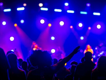 People in the club dancing to the sounds of Zero T