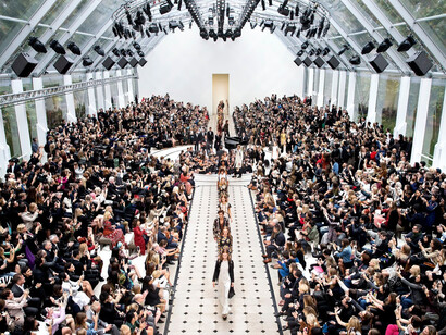 Burberry Womenswear Estate 2016 Show finale