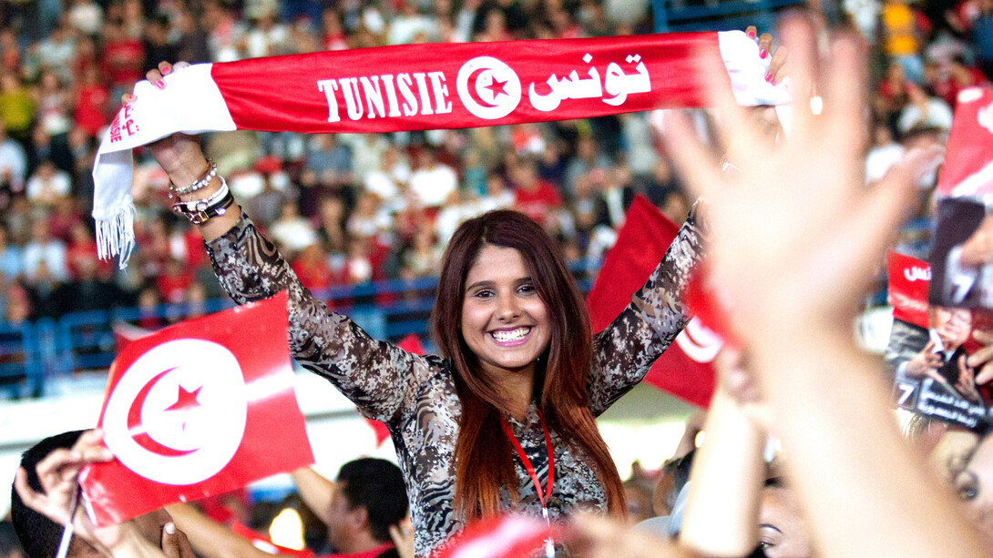 Les femmes tunisiennes manifestent contre la nouvelle Constitution