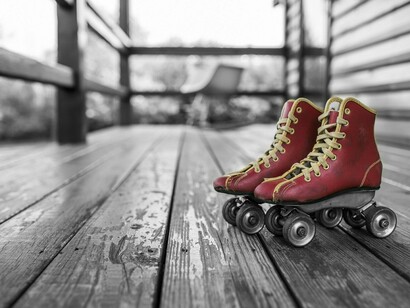 As I am now approaching the end of my life, like my mother was in that memorable porch, and realize, like she did, that the present world is very different from the one I grew up
