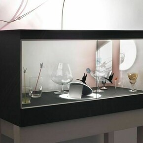 Helen Maurer, Grey Gardens, 2012, wood, glass, halogen light, mirror, motor, 39.5 x 76 x 35 cm