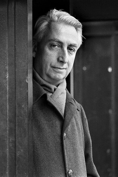 Portrait de Roland Barthes. Il constatait que les images sont plus vivantes que les gens 