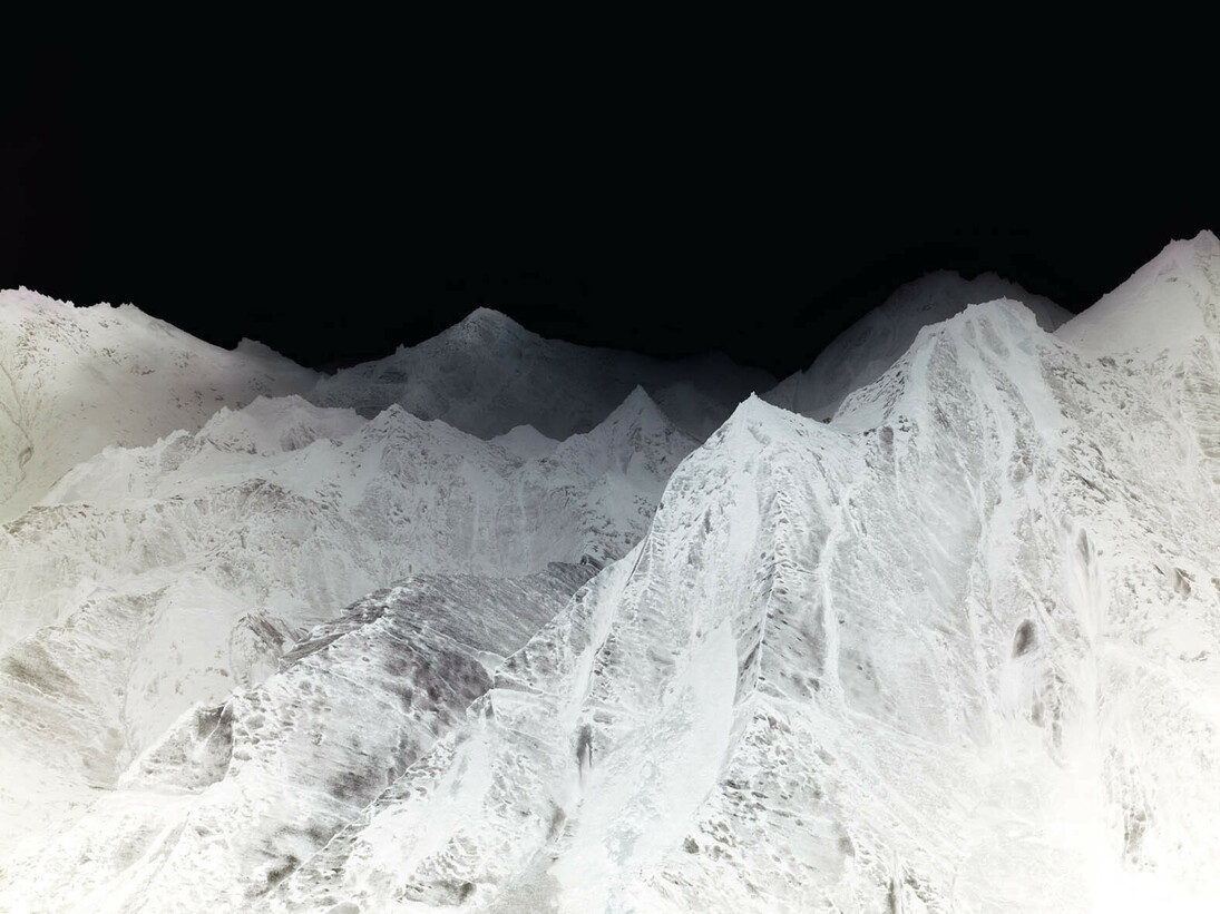 Blackout 13, Dan Holdsworth, 233 x 183 cm, C-type print on aluminium