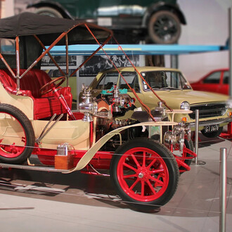 Whakahohoro. Accelerate: driving New Zealand, exhibition view. Courtesy of MOTAT