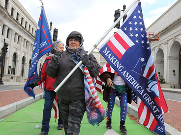 Partidarios MAGA protestan tras la derrota en las elecciones presidenciales de 2020