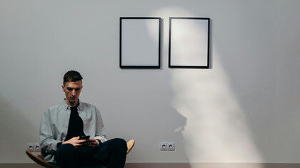 Las redes sociales han sustituido a los medios tradicionales, que antes ofrecían una visión más equilibrada con su contenido masivo y general