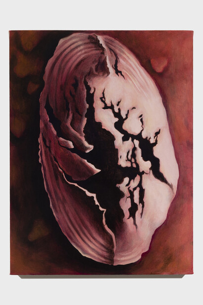 Kristen Sanders, Shell, 2022, acrylic on collaged canvas, 16x12 inches. Courtesy the artist and Asya Geisberg Gallery
