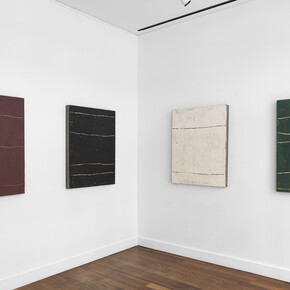 Enrich.R, Early lines, exhibition view. Courtesy of Alzueta Gallery