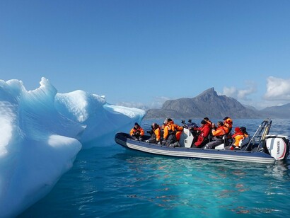 Warmer ocean water causes sea level rise 