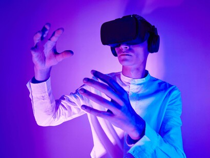 Avanços tecnológicos estão impulsionando uma nova era de exploração espacial, liderada por empresas privadas com objetivos ambiciosos