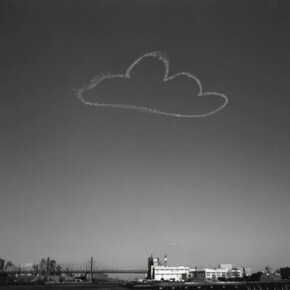 Vik Muniz, Pictures of Clouds: 59th Bridge, 2002. Courtesy of Galeria Nara Roesler