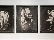 Marina Vargas, El abrazo, piedad y el modelo y la artista y Torso de Belvedere, 2015-2021. Courtesy of ADN Galeria 