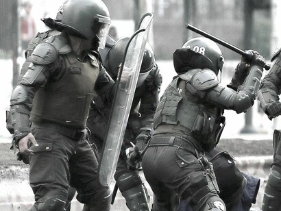 Represión