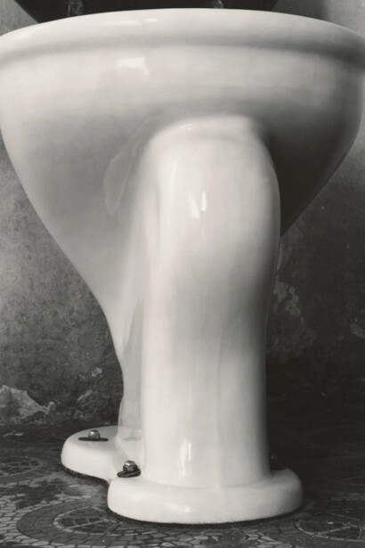 Excusado, Mexico (October 1925)
Edward Weston, Gelatin Silver Print © Center for Creative Photography, Arizona Board of Regents
