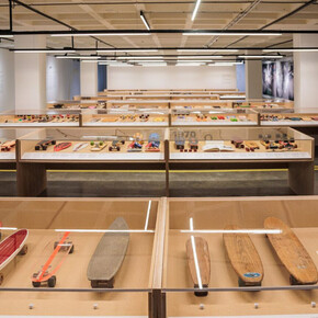 Skateboard, vue d’exposition. Avec l’aimable autorisation du Design Museum