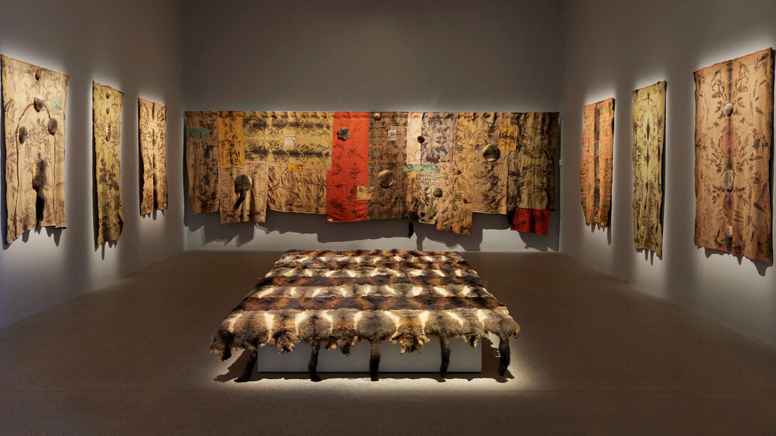 Juanita McLauchlan, Yilaa minyaminyabal maaru-ma-lda-y (soon everything will be healing), exhibition view. Courtesy of Art Gallery of NSW