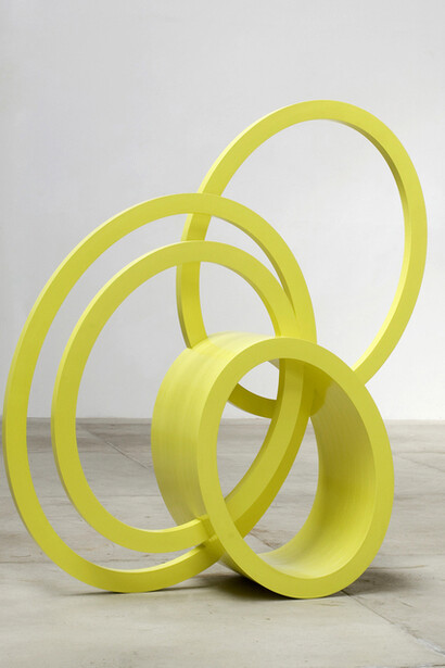 Nigel Hall - Southern Shade V, 2014 -Painted steel, Ed. 1/3, 180.5 x 170 x 49.3 cm © The Artist, Courtesy Annely Juda Fine Art 
 