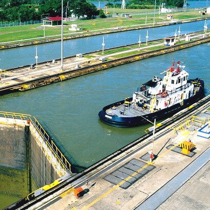 Esclusas de Miraflores, Canal de Panamá