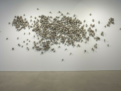 Ledelle Moe, Congregation, 2006
Installation view Pérez Art Museum. Miami Concrete and steel. Dimensions variable,
Photo: Oriol Tarridas