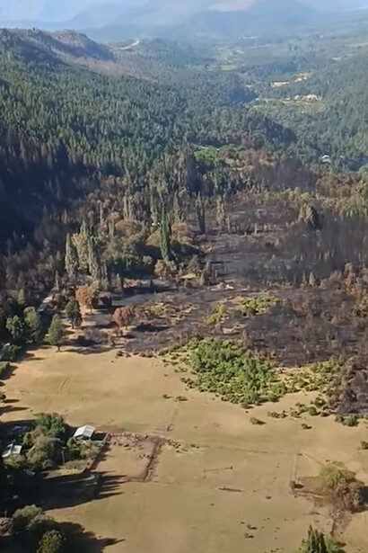 An aerial perspective reveals the devastation caused by the forest fires that ravaged El Bolson, Río Negro, Argentina, in February 2025