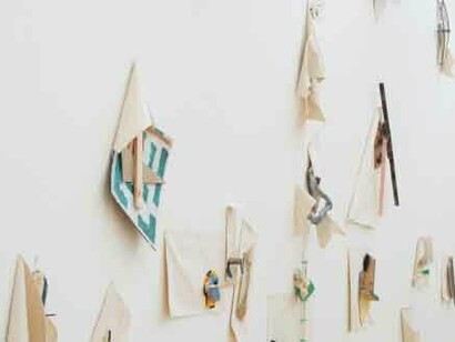 Richard Tuttle, Half-light, exhibition view. Courtesy of Dia:Beacon